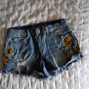 VANILLA STAR Jean Shorts